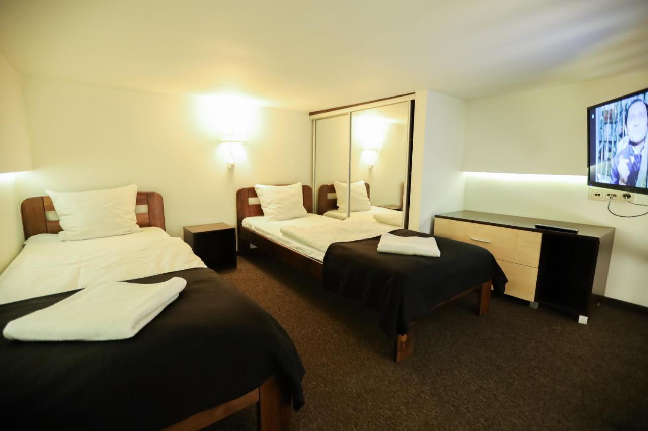 Salve Station Aparthotel Krakow Ngoại thất bức ảnh